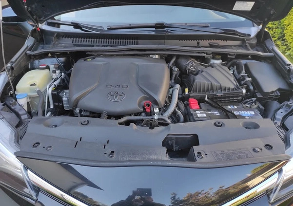 Toyota Avensis cena 59500 przebieg: 156000, rok produkcji 2017 z Gorlice małe 67